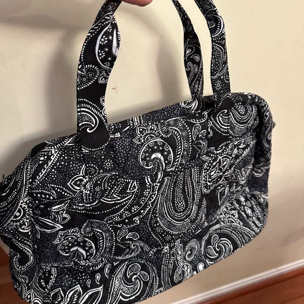 LAST ONE!
Compact Traveller Bag. Brand new Vera Bradley. - Picture 5 of 8
